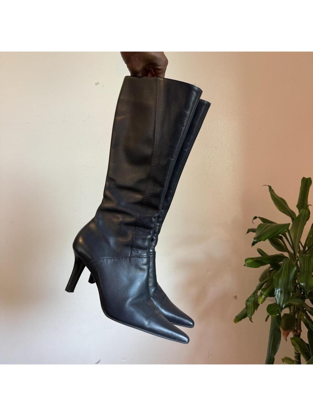 Y2K Navy Leather Pointed Toe Knee High Boots 8M